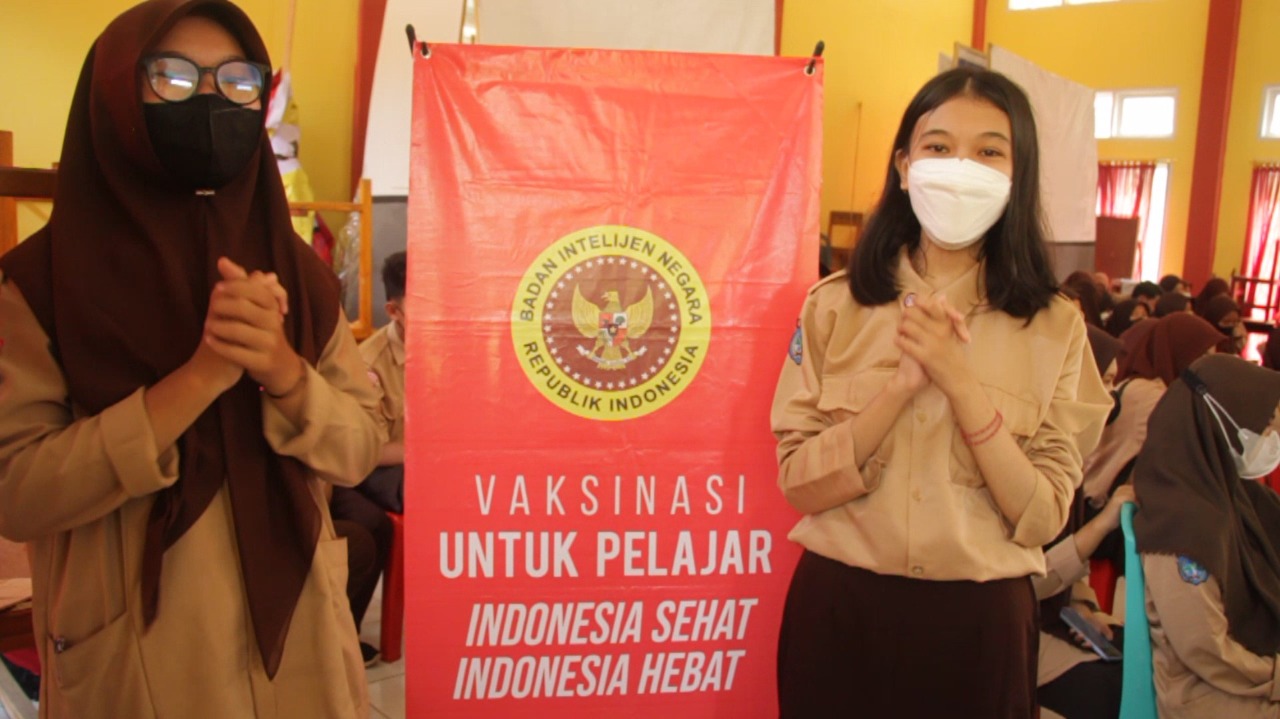 Kegiatan Vaksinasi pelajar oleh BIN SulBar