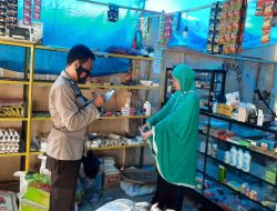 Jelang Ramadhan Polres PolMan Pantau Stok Dan Harga Minyak Di Pasaran