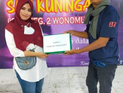 Banjir Hadiah Untuk Alumni Di Acara Reuni SMPN 2 Wonomulyo