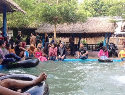 Wisata Kali Biru Penuh Pengunjung Meski Di Hari Biasa