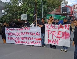 KPM PM Demo Tutup Jalan Kecam Tindakan Kasar Oknum Pejabat PolMan