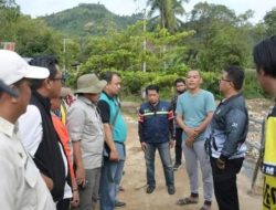 Pj Gubernur SulBar Minta Daerah Terisolir Terdampak Banjir Bandang-Tanah Longsor Segera Tertangani