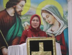 Hadiri HUT Emas Jemaat Gereja Toraja Mamasa Klasis PolMan AIM – Jumriah Di Do’akan Sukses