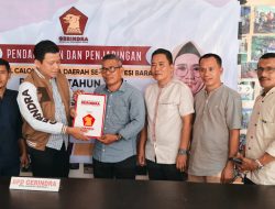 Tim LO Andi Masri Kembalikan Formulir Ke Dpw Partai Gerindra SulBar