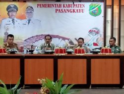 Yunus Alsam Membuka Rapat Persiapan Upacara Memperingati HUT RI yang Ke-79 Tahun 2024