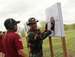 Kantor Imigrasi Kelas II Non TPI Gelar Kegiatan Pelatihan Dan Pengenalan Senjata Api