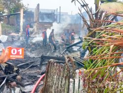 6 Unit Damkar Diturunkan Atasi Kebakaran Yang Hanguskan 4 Rumah