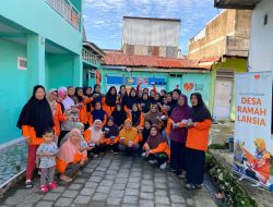 Jelang Ramadhan, Rumah Zakat Gelar Senam dan berbagi Kurma untuk Lansia