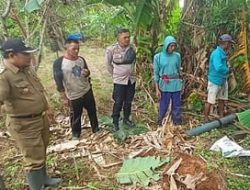 Bhabinkamtibmas, Lurah, dan Warga Jaga Kelancaran Irigasi Pertanian di Pinrang