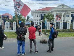 GMNI Polman Unjuk Rasa Desak Bupati Hentikan Izin Ritel Modren, Perbaikan Infrastruktur dan Dugaan Penyalagunaan Wewenang Anggaran