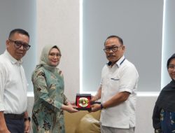 Gubernur SulBar Terima Peserta Seleksi Pertukaran Pemuda Antar Negara Di Hari Libur