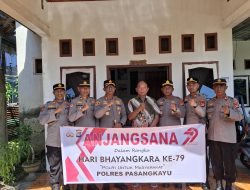 Kapolres Pasangkayu Beserta Bhayangkari, Anjangsana Berikan Tali Asih Kepada Purnawirawan dan Warakawuri