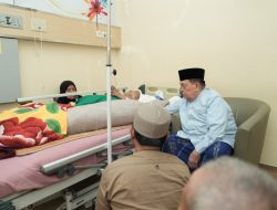 Wagub Jenguk Tokoh Masyarakat yang Dirawat di Rumah Sakit