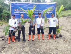 Kantor Imigrasi Polewali Mandar dan Rutan Majene Gelar Penanaman Pohon Bibit Kelapa Secara Serentak