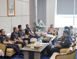 Bangun Ekosistem Fiskal yang Solid: Gubernur Sulbar Didampingi BPKPD Terima Audiensi DJBC dan DJPb