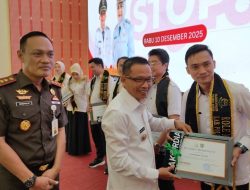 Bupati Polman Apresiasi Enam ASN Role Model, Kejari Tekankan Pencegahan Korupsi