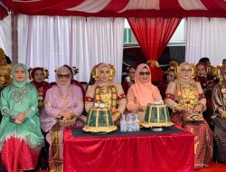 Wabup Polman Hj. Andi Nursami Masdar Hadiri Peringatan Hari Jadi Kabupaten Mamuju Tengah ke-13.