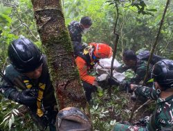 Evakuasi Korban Pertama dari Kedalaman Jurang, Tim SAR Bertahan 30 Jam di Medan Ekstrem