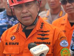Kabasarnas : SRU Udara Berhasil Evakuasi 7 Paket Dalam Operasi Pesawat ATR 42-500
