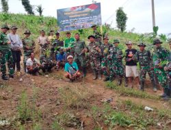 Satgas TMMD dan Warga Bulo Kembangkan Tanaman Buah Produktif