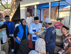 DPW PAN Sulbar Serahkan Bantuan Korban Kebakaran Galung Tuluk