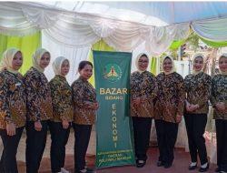 Bantu Masyarakat Jelang Idul Fitri Kajari Polman Gelar Pasar Murah