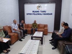Sekretariat DPRD PolMan Terima Kunjungan Kerja Sekwan DPRD Provinsi SulBar