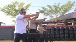 Saling Canda di Lapangan Tembak, Gubernur SDK dan Kapolda Sulbar Padu Padankan Sinergi Jelang Bhayangkara ke-80