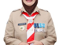 Penerima Penghargaan Pancawarsa V Hj. Andi Nursami Masdar Maju Sebagai Calon Ketua Kwarcab PolMan